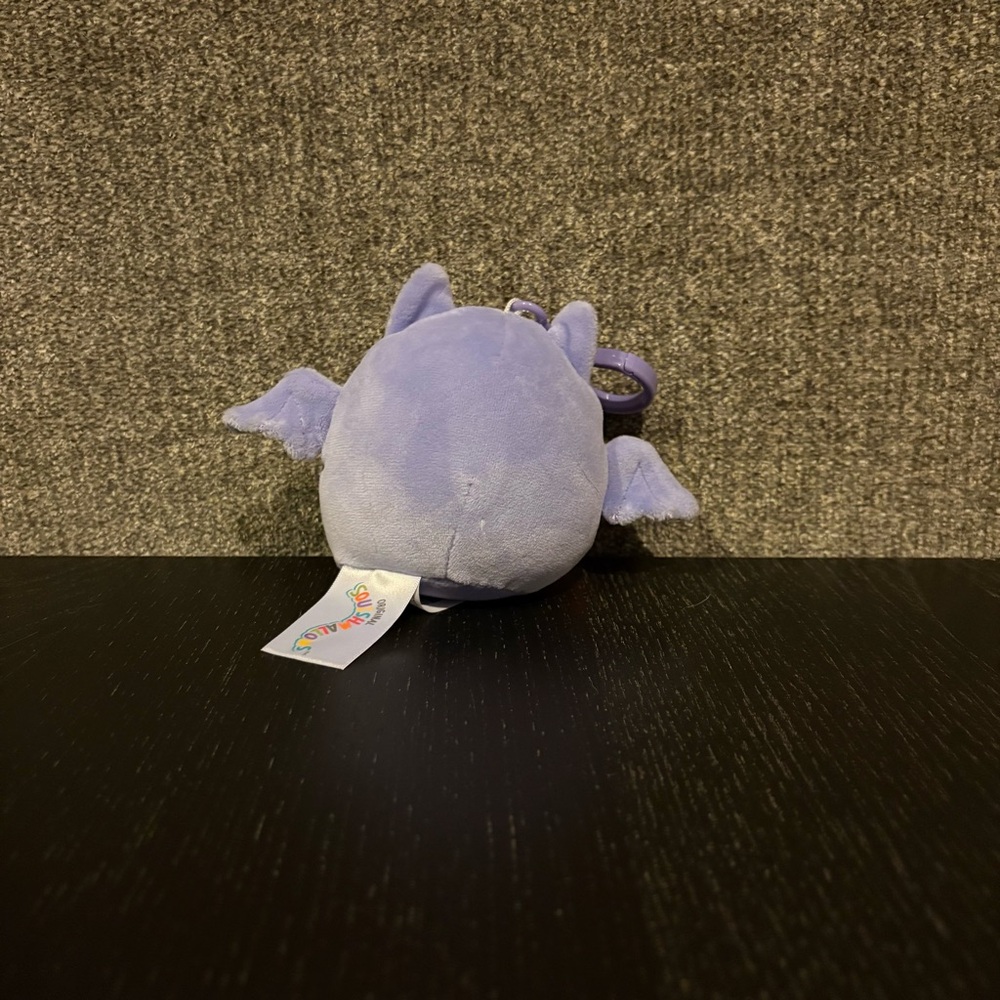 Joldy Bat Squishmallow Clip - Picture 2 of 4